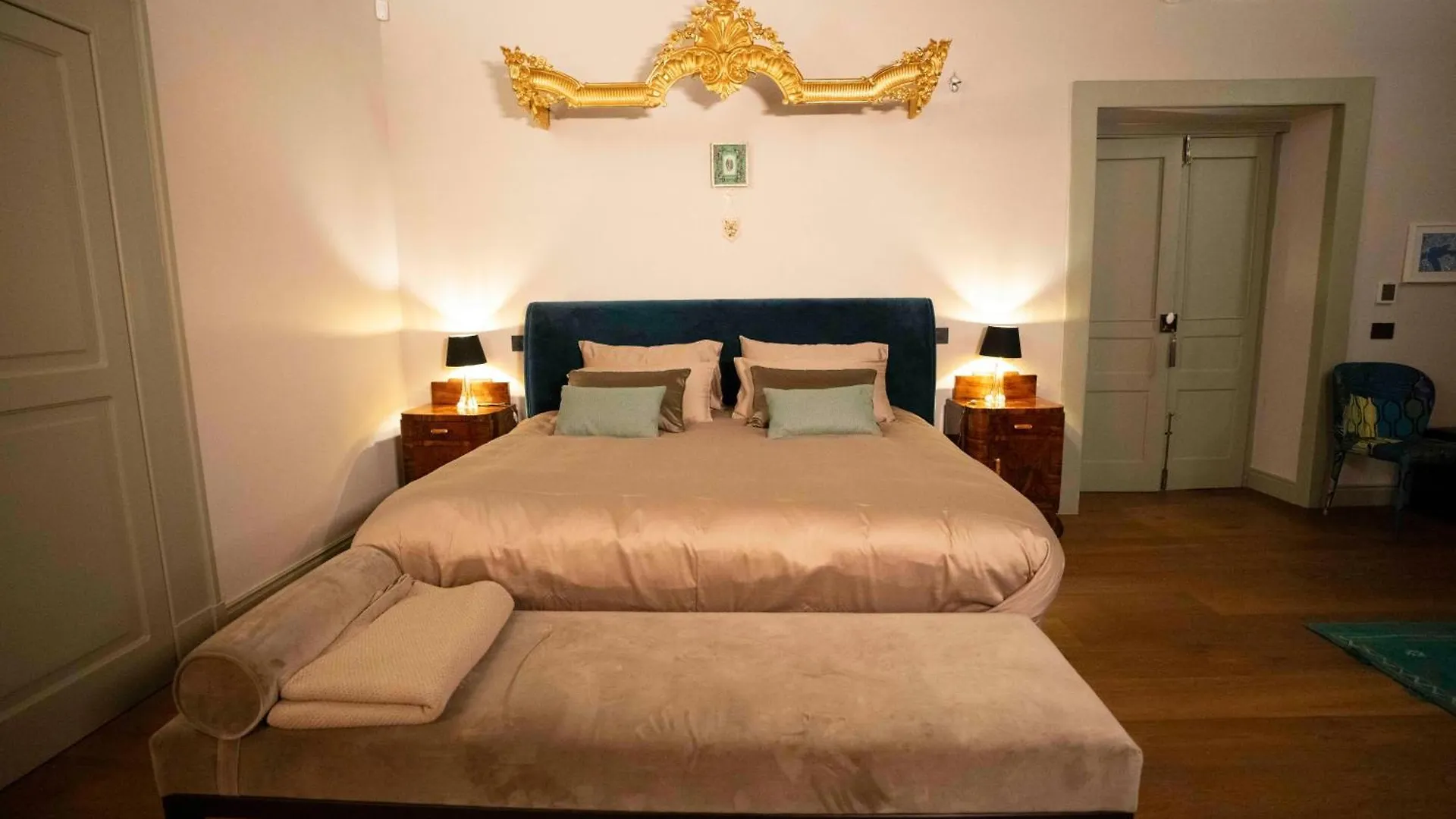 Palazzo Carafa Santangelo Bed & Breakfast Naples Italy