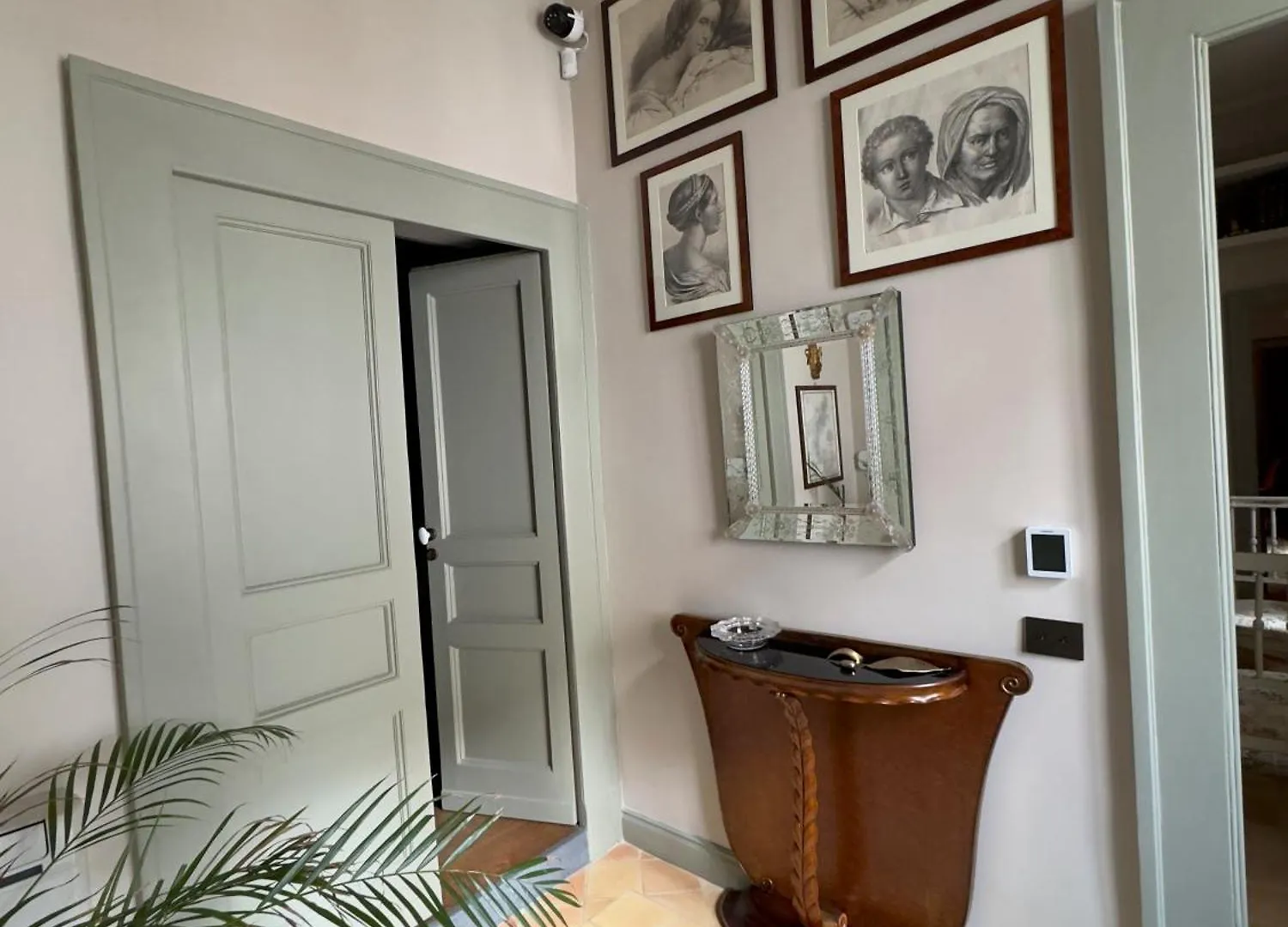 Palazzo Carafa Santangelo Bed & Breakfast Naples