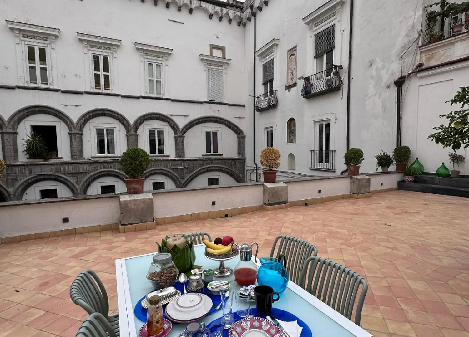 Palazzo Carafa Santangelo Bed & Breakfast Naples